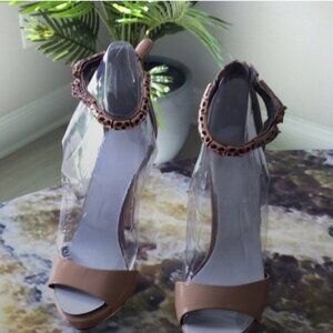 Gorgeous high heels by Boutique9